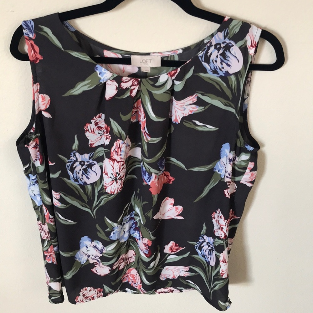 Floral sleeveless shell blouse